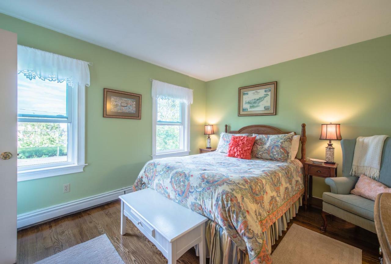 Above The Bay At Thornton Adams House Bed and Breakfast Plymouth Eksteriør billede